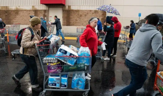 美国纽约州宣布进入紧急状态 300万名纽约居民失去食品援助 美国纽约州宣布进入紧急状态 300万名纽约居民失去食品援助