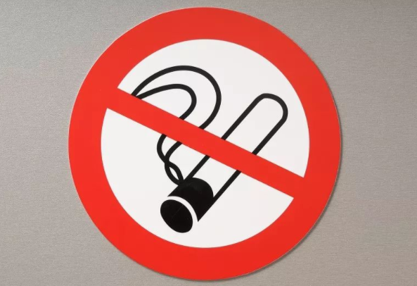 马尔代夫实施世代禁烟令(马尔代夫07年后出生的终生不得抽烟)