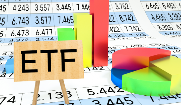 ETF规模10个月增长逾2万亿元(ETF打包式投资趋势显现) ETF规模10个月增长逾2万亿元(ETF打包式投资趋势显现)