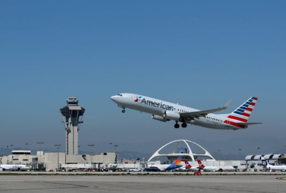 美或因政府“停摆”关闭空域 美国面临至少2000名空中交通管制员的劳动缺口 美或因政府“停摆”关闭空域 美国面临至少2000名空中交通管制员的劳动缺口