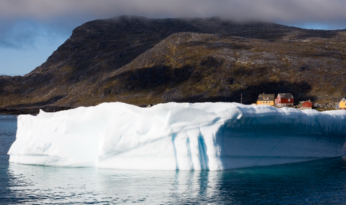 格陵兰岛面积“缩水” 格陵兰岛以每年约2厘米的速度向西北方向漂移