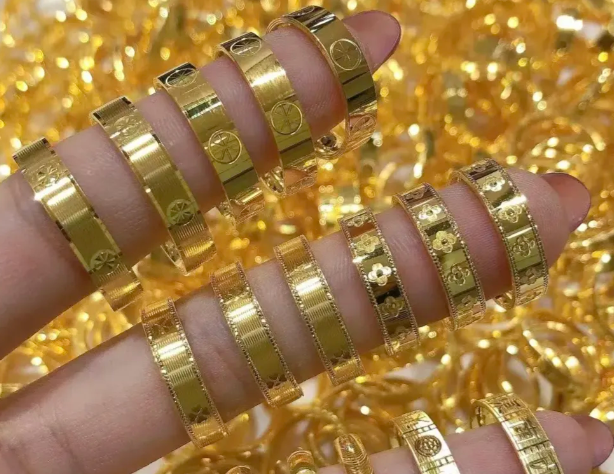 黄金增值税新政落地!黄金征税对普通人买金饰有影响吗? 黄金增值税新政落地!黄金征税对普通人买金饰有影响吗?