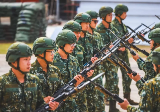 台军1.2万人宁赔钱提前退伍 为什么台军提前退伍的士兵那么多