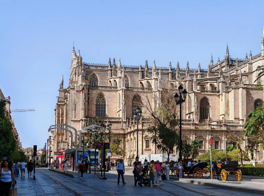 西班牙10月失业人数月率 0.91% 服务业成为西班牙失业增长的主要来源 西班牙10月失业人数月率 0.91% 服务业成为西班牙失业增长的主要来源