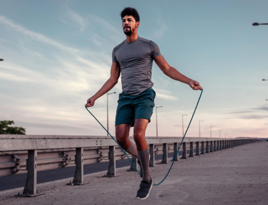 跳绳是减重排行榜第一名的运动 美国运动理事会发布减重运动排行榜