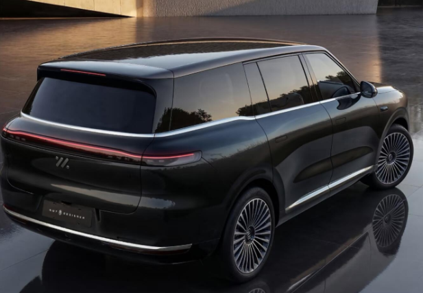 上汽智己LS9旗舰SUV来了！上汽智己LS9搭载灵蜥底盘+恒星增程！