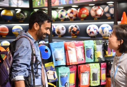 广交会乡村振兴展区对接全球，广交会超230家脱贫地区企业参展