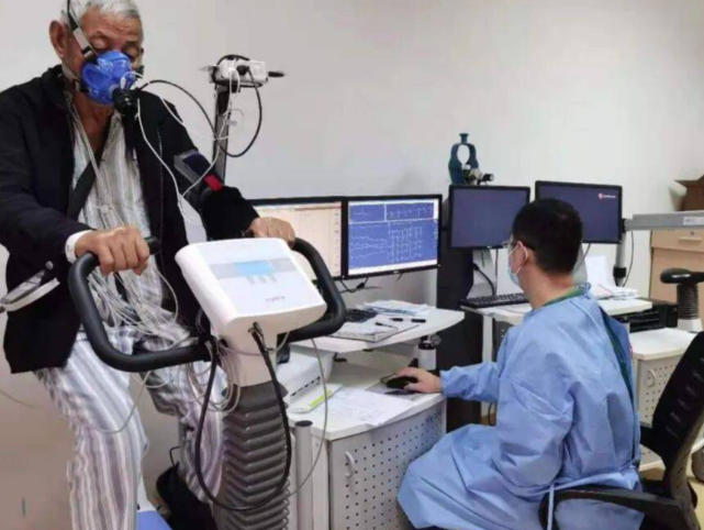 秋冬是进行肺功能筛查好时节(2025年重点人群肺功能筛查项目推荐) 秋冬是进行肺功能筛查好时节(2025年重点人群肺功能筛查项目推荐)