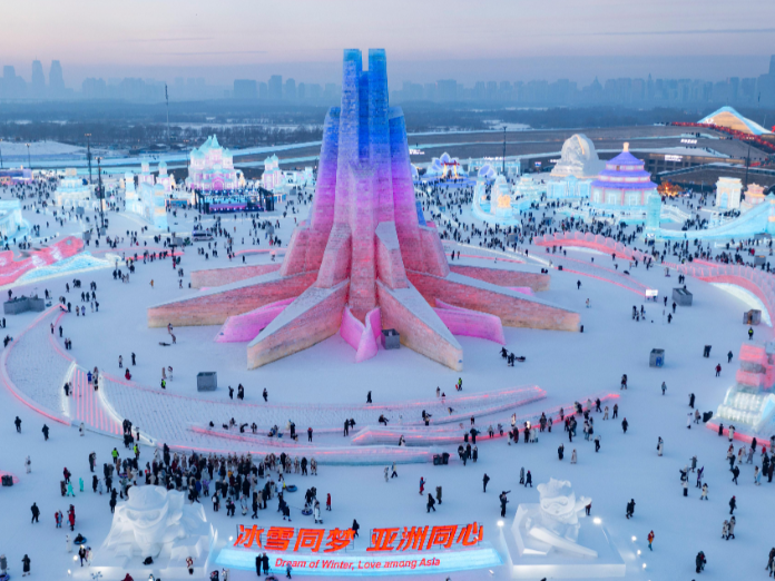 中国冰雪产业规模破万亿！中国冰雪产业规模预计2025达到10053亿元