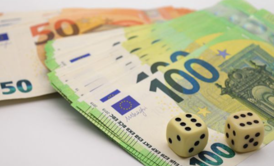 欧元区9月生产者价格环比下降0.1% 欧元区PPI持续疲软