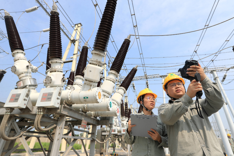 电力板块迎来强势行情超20只个股涨停!电力行业有望迎来盈利改善