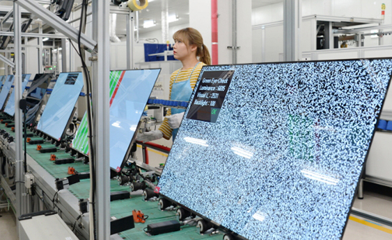 8000亿元大市场来了 我国显示面板全球市场占有率已达55%