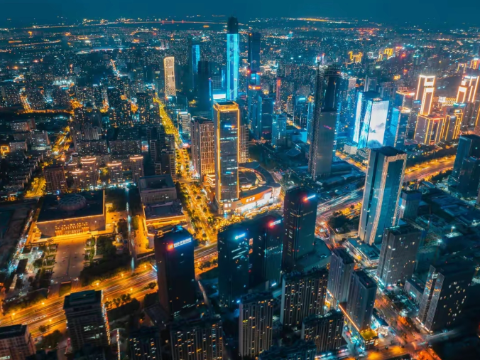 30强城市三季报出炉！这3个城市今年将冲击万亿GDP！