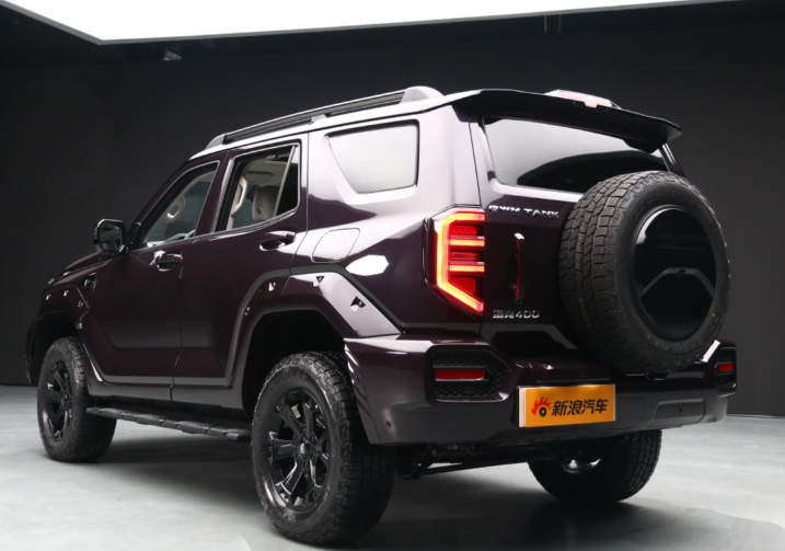 新款坦克400上市24.98万起!新款坦克400机甲外观 +4.3 秒破百 新款坦克400上市24.98万起!新款坦克400机甲外观 +4.3 秒破百