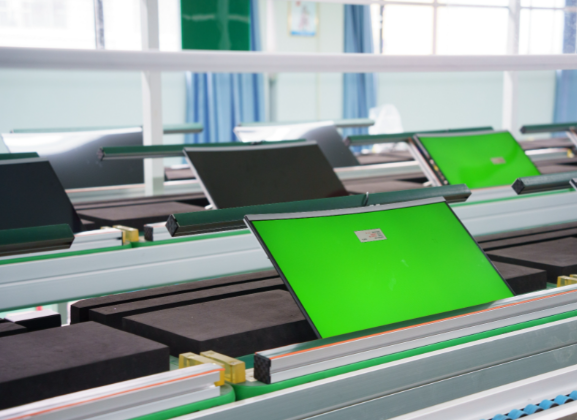 8000亿元大市场来了 我国显示面板全球市场占有率已达55%