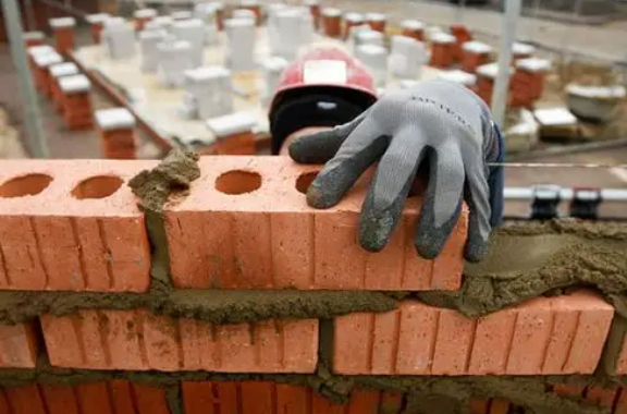 英国10月建筑业PMI降至44.1 英国建筑业PMI降至五年来最低