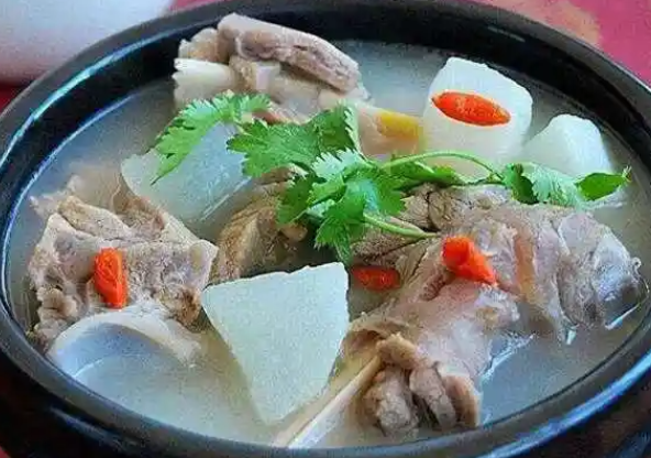 立冬后吃白萝卜正当时（2025年消食化痰的白萝卜美味做法）