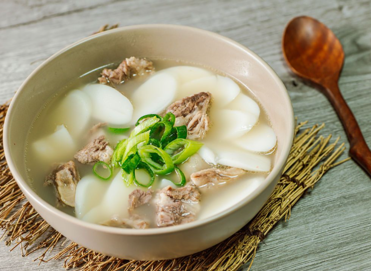 立冬后吃白萝卜正当时（2025年消食化痰的白萝卜美味做法）