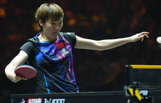 王曼昱4-3险胜范思琦！全运会乒乓球王曼昱4-3范思琦绝境翻盘！