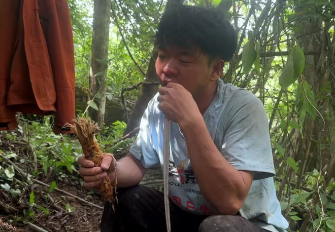 张家界荒野求生选手误食毒草！荒野求生选手误食毒草“天南星”3秒之内毒性发作