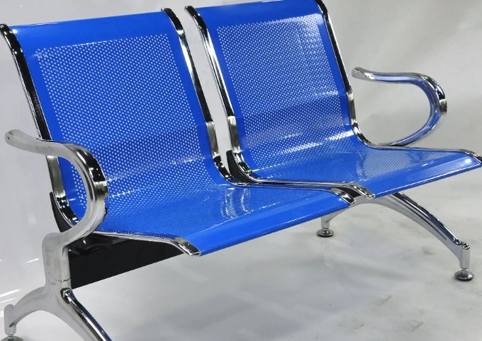 为啥医院椅子有的密密麻麻带小孔(医院椅子藏着你不知道的暖心设计) 为啥医院椅子有的密密麻麻带小孔(医院椅子藏着你不知道的暖心设计)