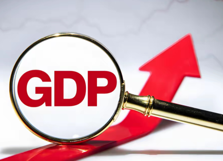 越南GDP增速8.23%超中印(越南6800亿出口创纪录2025) 越南GDP增速8.23%超中印(越南6800亿出口创纪录2025)