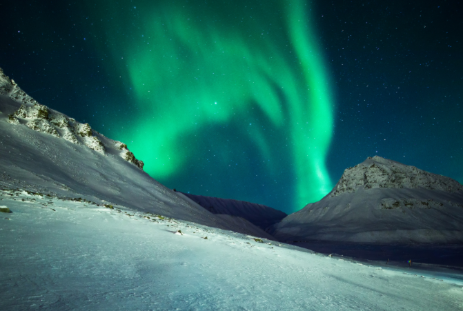 北京北部夜空惊现粉绿极光(特大地磁爆导致北京出现极光吗) 北京北部夜空惊现粉绿极光(特大地磁爆导致北京出现极光吗)