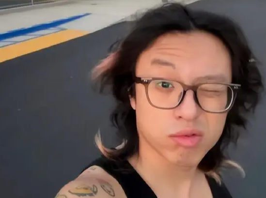 rapper孩子王kid官宣复活！被传车祸去世的说唱歌手自宣复活