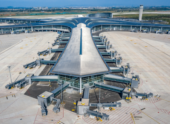 中国最大城市群正在拼命建机场 我国即将进入市市通机场时代
