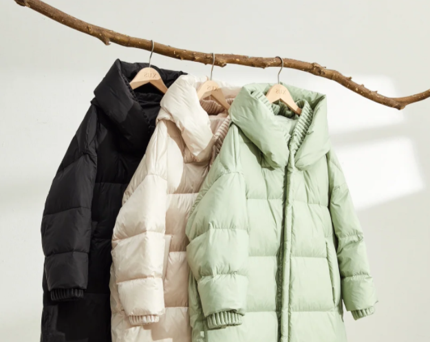 羽绒服别买军绿色卡其色(这几种羽绒服颜色为啥最坑人) 羽绒服别买军绿色卡其色(这几种羽绒服颜色为啥最坑人)