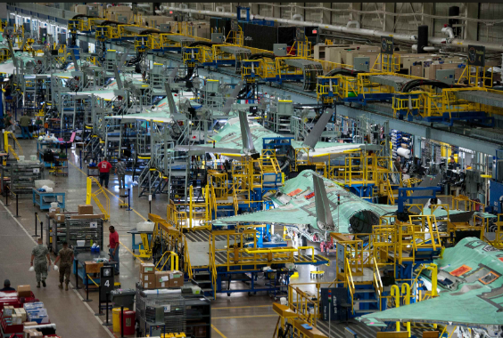 道琼斯工业平均指数下跌797.6点 美国三大指数创近期最大单日跌幅 道琼斯工业平均指数下跌797.6点 美国三大指数创近期最大单日跌幅