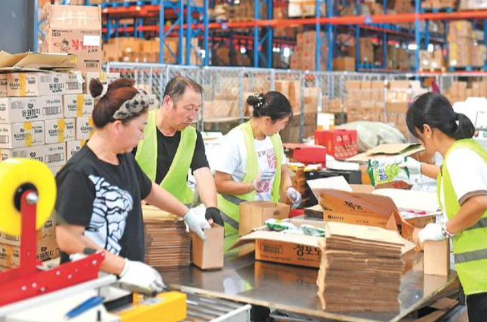 10月份社会消费品零售总额46291亿元!10月份社会消费品零售总额增长2.9% 10月份社会消费品零售总额46291亿元!10月份社会消费品零售总额增长2.9%