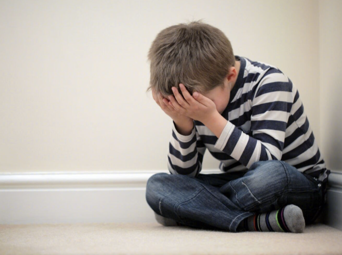 14岁男孩被误诊矮小症打了2940针！14岁男孩打2940针生长激素得糖尿病！