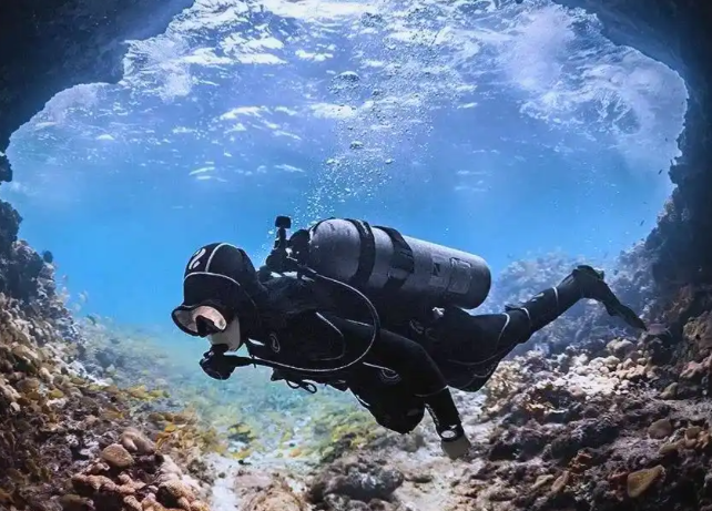 潜水员水下关闭他人气瓶?国际专业潜水教练协会回应:正配合调查