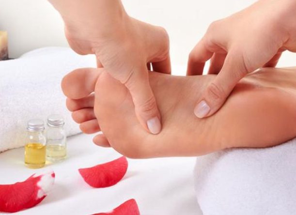 冬季尿酸高怕痛风？2025年痛风患者的冬季饮食宜忌手册