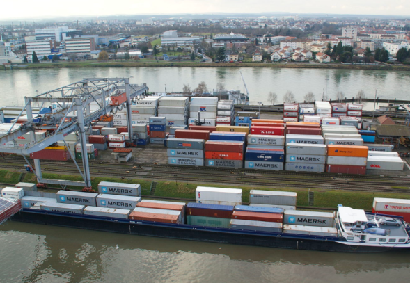 瑞士承诺对美投资2000亿美元 美国将瑞士商品关税降至15%