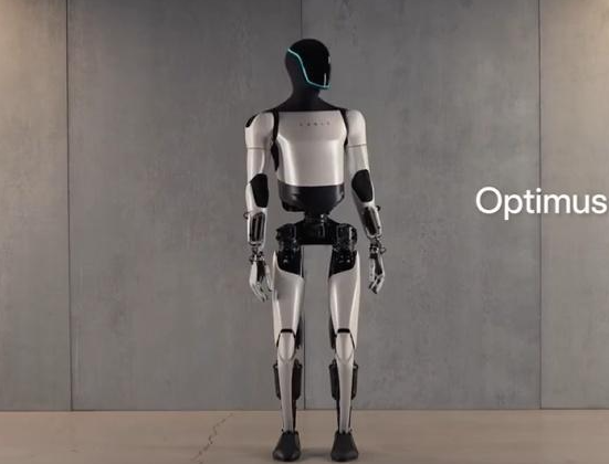 马斯克:数字“永生”有望20年内实现 马斯克的数字化“心智快照”概念引发热议