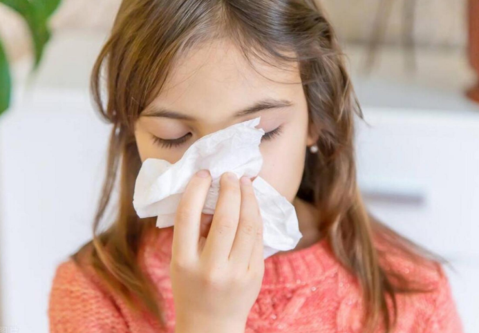 孩子经常感冒是抵抗力低下吗(孩子反复感冒注意家中隐形传播源)