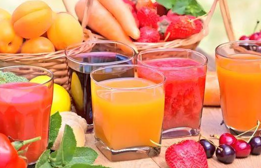 吃水果还是喝果汁？2025年冬季水果摄取方式与营养保留对比