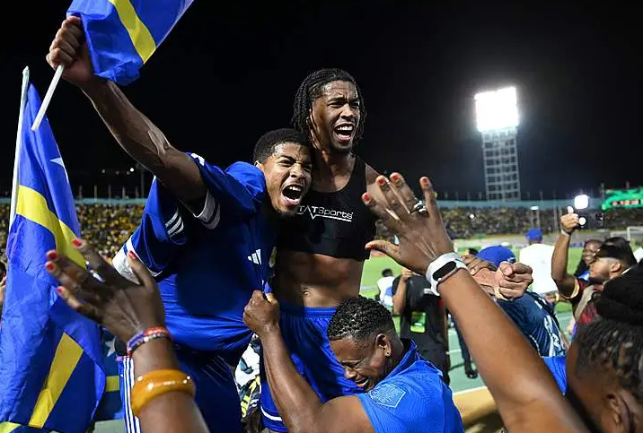 人口最少国土面积最小的库拉索打进世界杯！人口不到16万小国库拉索打进世界杯！