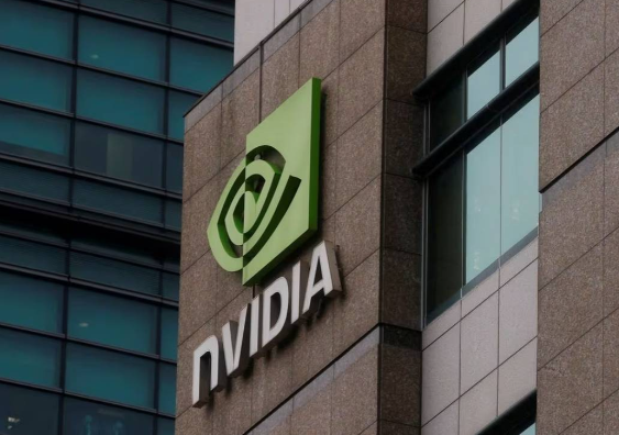 英伟达上季营收加速增长62%再超预期 英伟达数据中心收入创单季新高