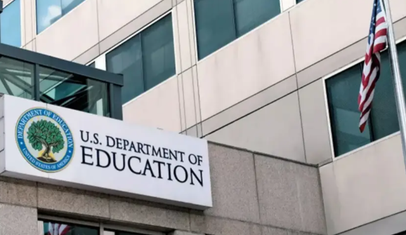 特朗普政府宣布拆解教育部计划 美国教育部数十亿美元拨款将转移至其它部门 特朗普政府宣布拆解教育部计划 美国教育部数十亿美元拨款将转移至其它部门