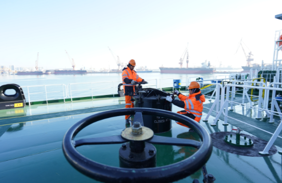 WTI 12月原油期货下跌1.30美元 布伦特1月原油期货报63.51美元/桶 WTI 12月原油期货下跌1.30美元 布伦特1月原油期货报63.51美元/桶