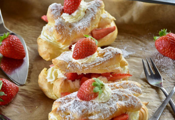 当心甜食正在悄悄损害你的视力 过多食用甜食会对眼睛造成什么样的影响 当心甜食正在悄悄损害你的视力 过多食用甜食会对眼睛造成什么样的影响