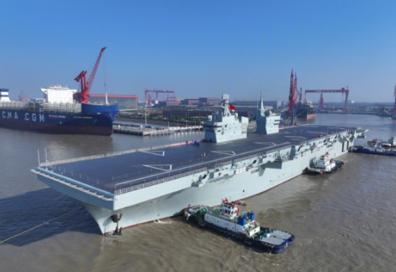 四川舰可成为“无人机航母” 076首舰四川舰顺利完成首次航行试验 四川舰可成为“无人机航母” 076首舰四川舰顺利完成首次航行试验