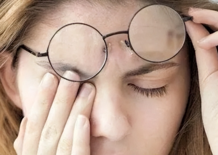 冬季眼睛易干涩？2025年冬季护眼的日常护理技巧