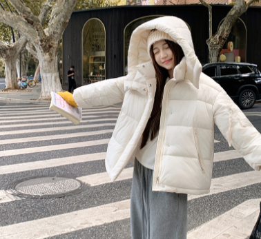 面包服配运动卫裤休闲舒适（面包服的冬日懒人风穿搭2025）