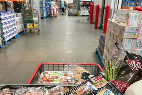 加拿大第三季度零售量环比下降0.3% 受关税冲击加拿大多行业普遍疲软