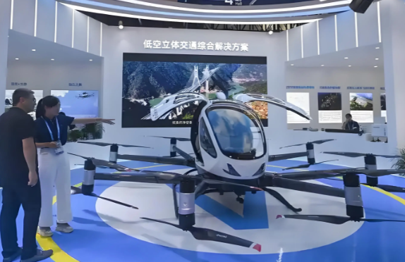 低空经济市场规模2030年或突破2万亿 低空经济大规模推广还需解决哪些问题