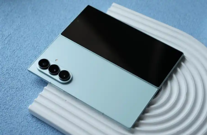 苹果iPhone Fold无折痕(苹果折叠屏手机将实现无折痕设计) 苹果iPhone Fold无折痕(苹果折叠屏手机将实现无折痕设计)